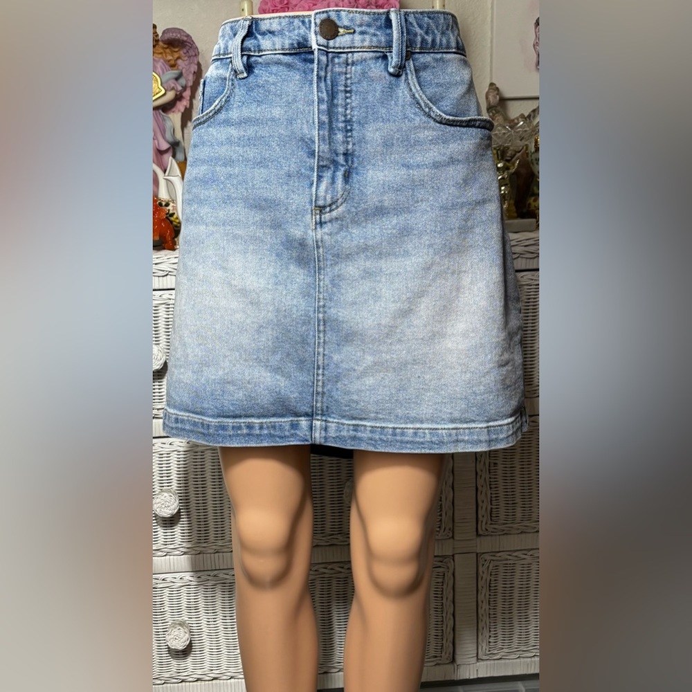 Lane Bryant Skirt Cotton Denim Above the Knee Mini length in blue wash Size 14